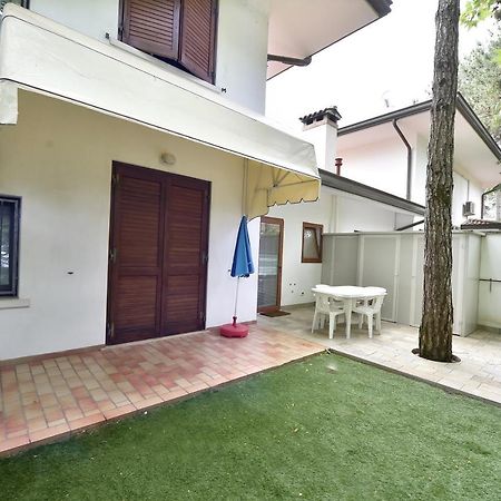 La Villa Elisabeth Lignano Sabbiadoro Exterior photo